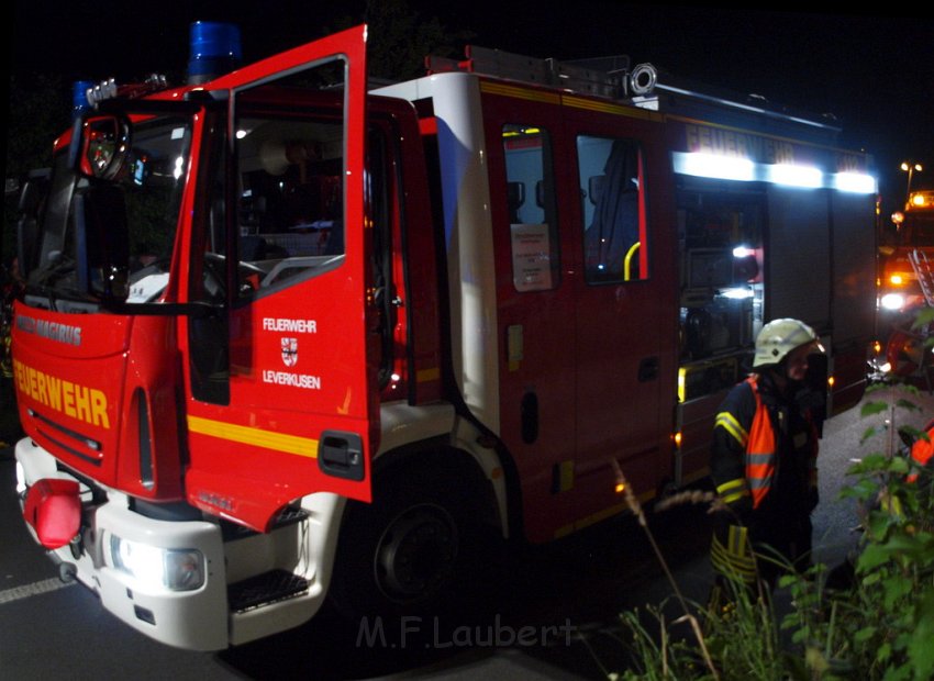 Einsatz BF Koeln PEINGEKLEMMT in Leverkusen P104.JPG